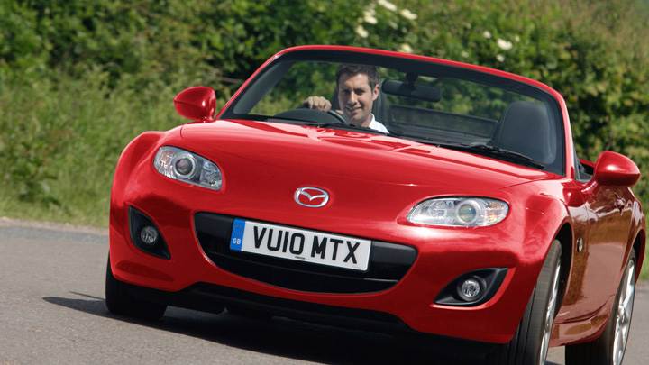 2010 Mazda MX-5 Miyako In Red Running